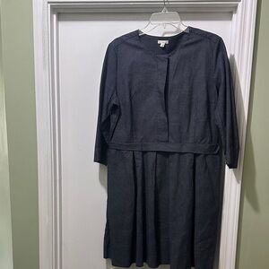 Gap Navy & White dress with side zipper NWT